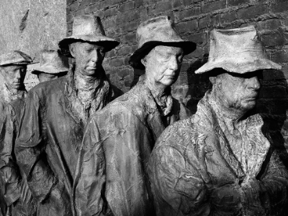 Picture of BREADLINE, F.D.R. MEMORIAL, WASHINGTON, D.C. - BLACK AND WHITE VARIANT