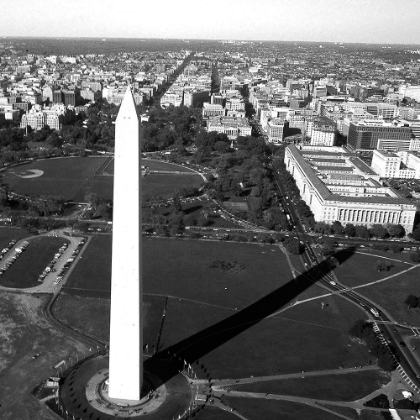 Picture of AERIAL VIEW OF THE WASHINGTON MONUMENT, WASHINGTON, D.C. - BLACK AND WHITE VARIANT