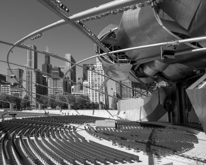 Picture of JAY PRITZKER PAVILLION BY FRANK GEHRY IN GRANT PARK CHICAGO ILLINOIS