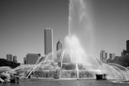 Picture of BUCKINGHAM FOUNTAIN CHICAGO ILLINOIS