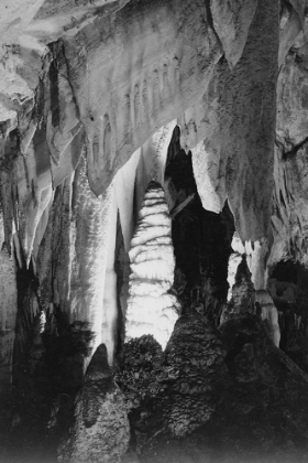 Picture of THE QUEENS CHAMBERS-CARLSBAD CAVERNS NATIONAL PARK-NEW MEXICO