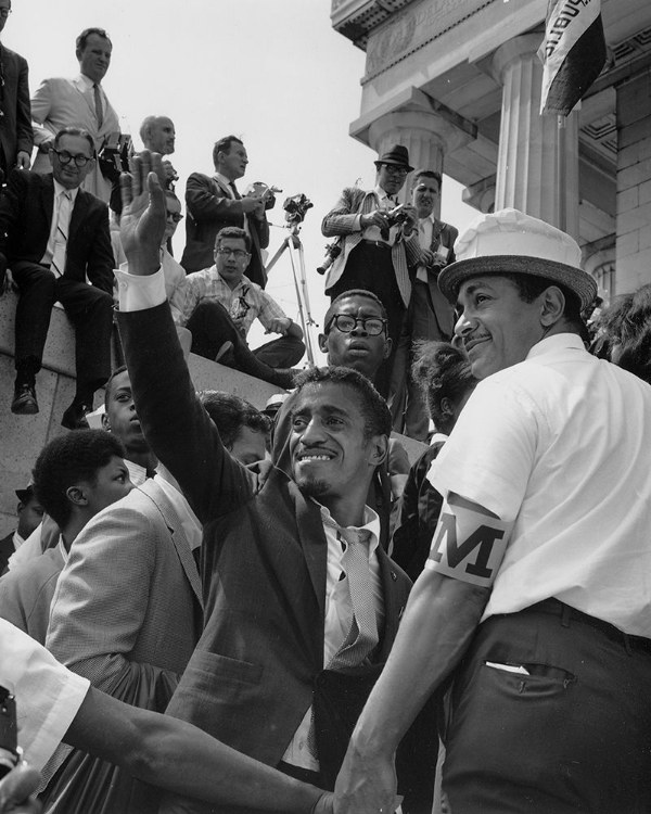 Picture of CIVIL RIGHTS MARCH ON WASHINGTON-D.C. ACTOR SAMMY DAVIS-JR