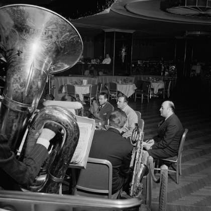 Picture of GUY LOMBARDO-STARLIGHT ROOF-WALDORF-ASTORIA-NEW YORK 1947