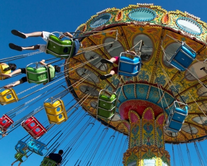 Picture of SWING RIDE IN SANTA CRUZ-CALIFORNIA