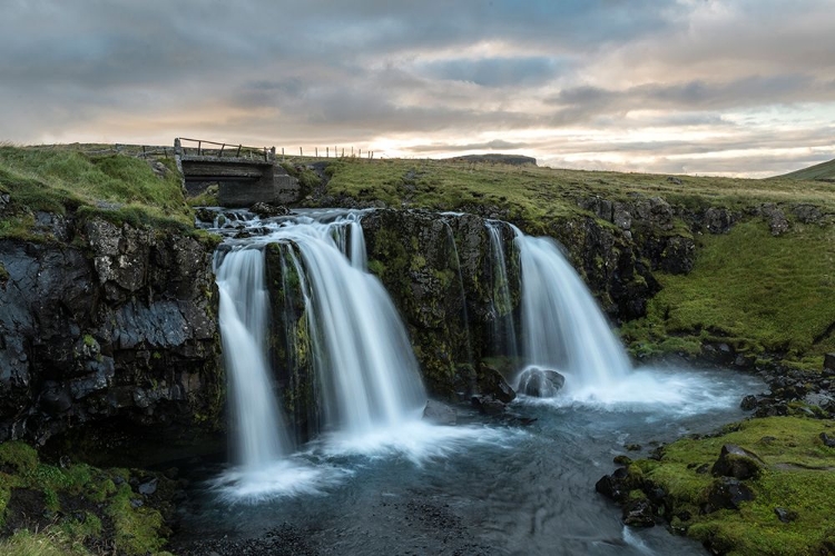 Picture of BRIDGE AT KIRKJUFELLFOSS