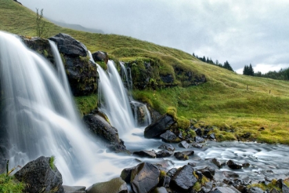 Picture of CLOSE TO THE FALLS