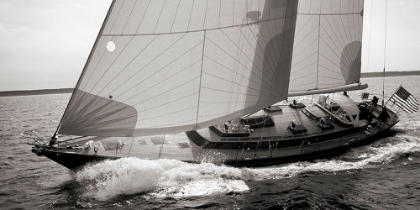 Picture of SAILBOAT LEANING TO THE SIDE (DETAIL- BW)