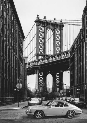 Picture of BY THE MANHATTAN BRIDGE - BW