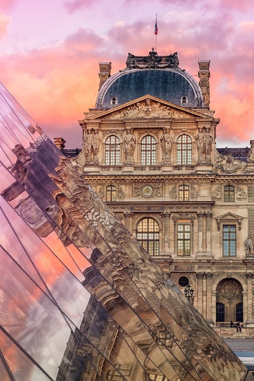 Picture of LE LOUVRE