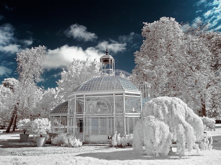 Picture of THE GLASS HOUSE BY EIFFEL-GRADIGNAN - INFRARED PHOTOGRAPHY 