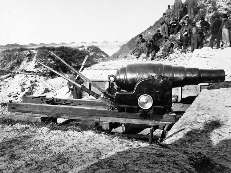 Picture of 8 INCH ARMSTRONG GUN AT FORT FISHER-NORTH CAROLINA