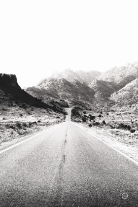 Picture of ROAD TO OLD WEST BW