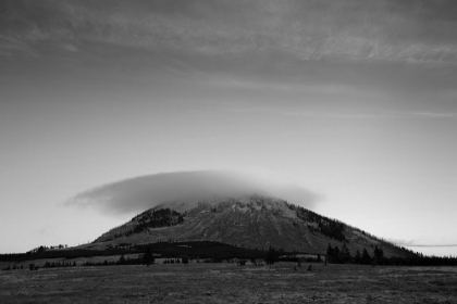 Picture of SUNRISE, BUNSEN PEAK, YELLOWSTONE NATIONAL PARK