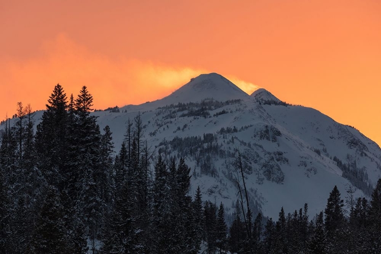 Picture of WINTER SOLSTICE SUNSET OVER DOME MOUNTAIN, YELLOWSTONE NATIONAL PARK