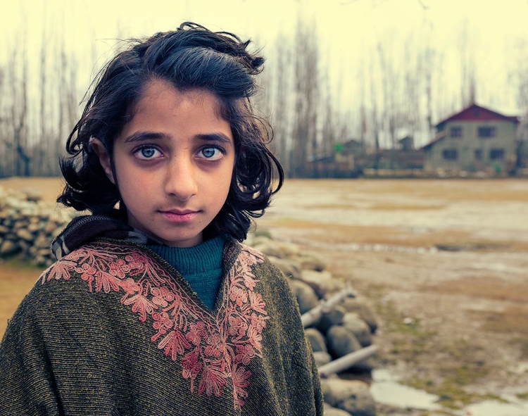 Picture of KASHMIRI GIRL