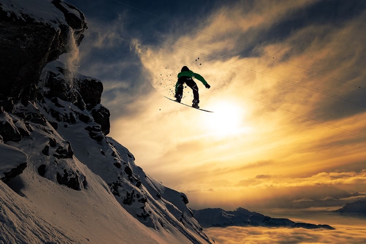 Picture of SUNSET SNOWBOARDING