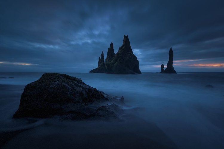 Picture of REYNISDRANGAR 2