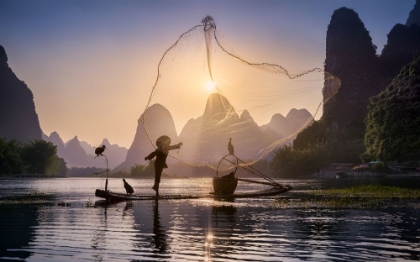 Picture of FISHING THE SUN