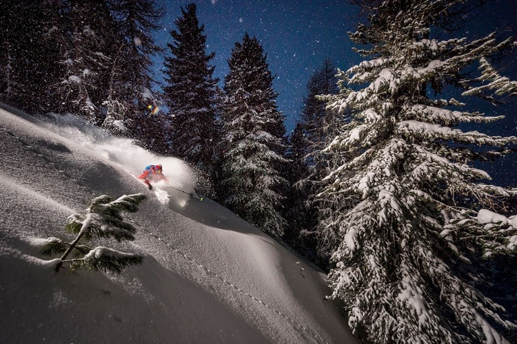 Picture of NIGHT POWDER TURNS WITH ADRIEN COIRIER