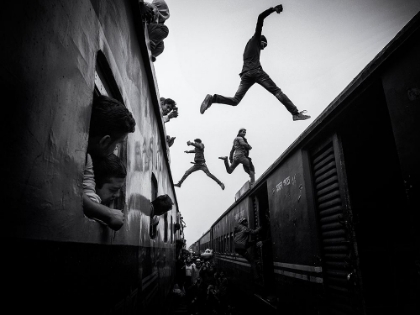 Picture of TRAIN JUMPERS