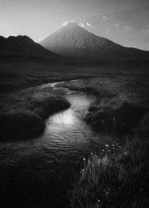 Picture of LEADING TO MOUNT DAMAVAND