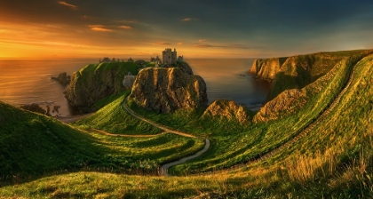 Picture of DUNNOTTAR...