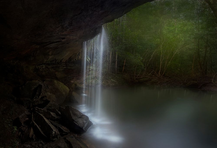 Picture of HIDDEN WATERFALLS