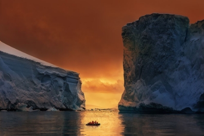Picture of ANTARCTIC FIRE GATE