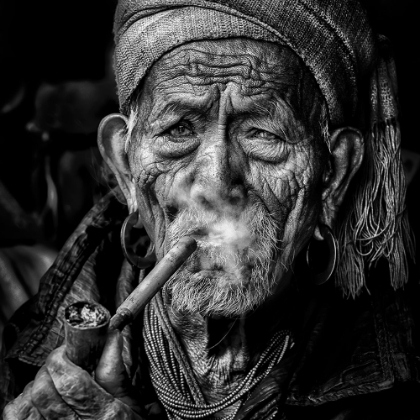 Picture of ELDERLY SMOKER