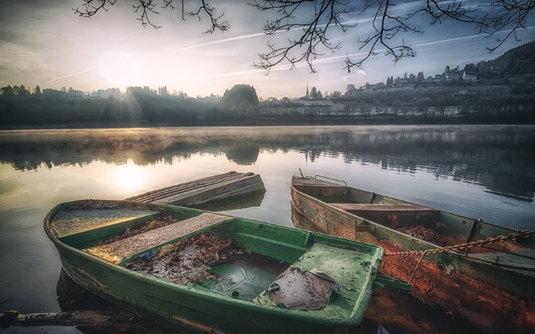 Picture of THE LAKE