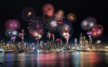 Picture of FIREWORK IN NEW YORK CITY