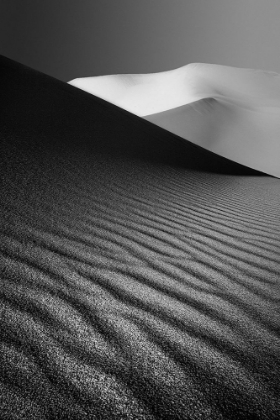 Picture of AN ICE HILL IN DESERT !