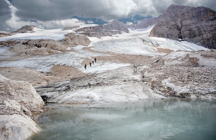 Picture of EXPEDITION TO THE GLACIER