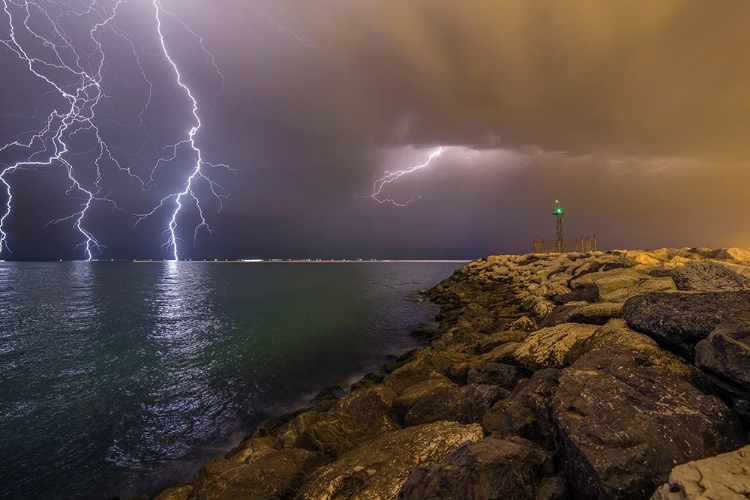 Picture of WHEN LIGHTNING STRIKES