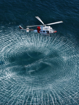 Picture of ITALIAN COAST GUARD: HOVERING