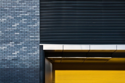 Picture of YELLOW SHUTTER
