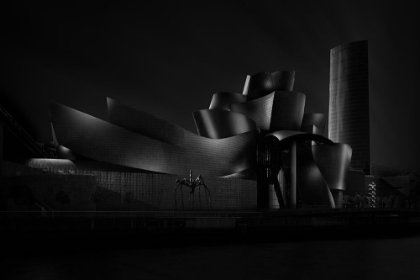 Picture of BLACK (GUGGENHEIM) ANGLE IV