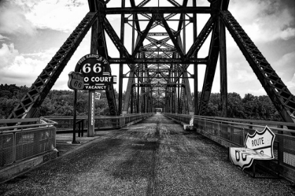 Picture of THE OLD CHAIN OF ROCKS BRIDGE OVER THE MISSISSIPPI RIVER