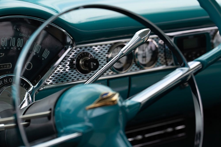 Picture of CLASSIC CAR DASHBOARD IN TURQUOISE
