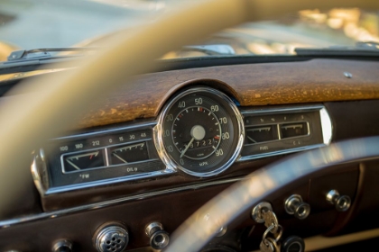 Picture of CLASSIC WOODEN DASHBOARD