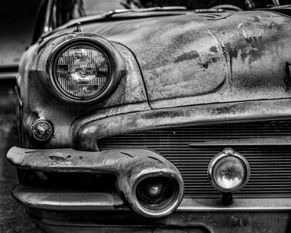 Picture of VINTAGE CAR CLOSEUP