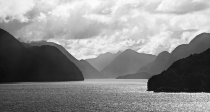 Picture of MOUNTAIN LAYERS IN BLACK AND WHITE