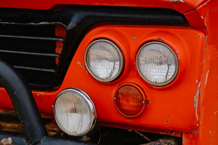 Picture of VINTAGE RED GRILL HEADLIGHTS