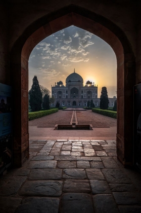 Picture of HUMAYUN TOMB - GLOWING FRAME !