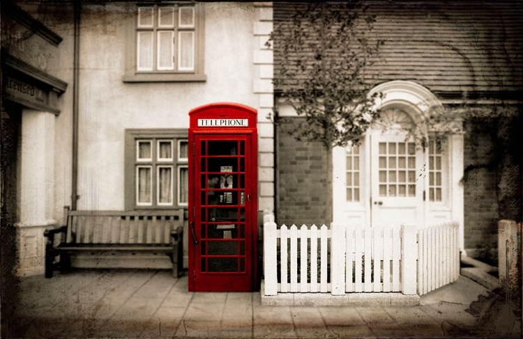 Picture of RED TELEPHONE BOOTH