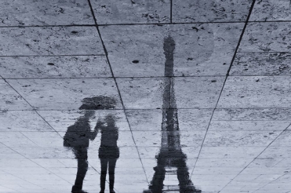 Picture of UNDER THE RAIN IN PARIS