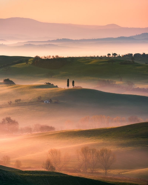 Picture of ROMANTIC TUSCANY