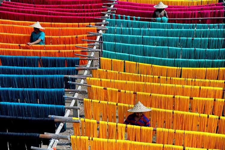 Picture of THREAD DRYING