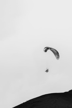 Picture of PARAGLIDING