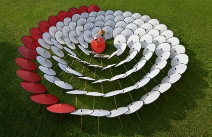 Picture of RED A WHITE UMBRELLAS